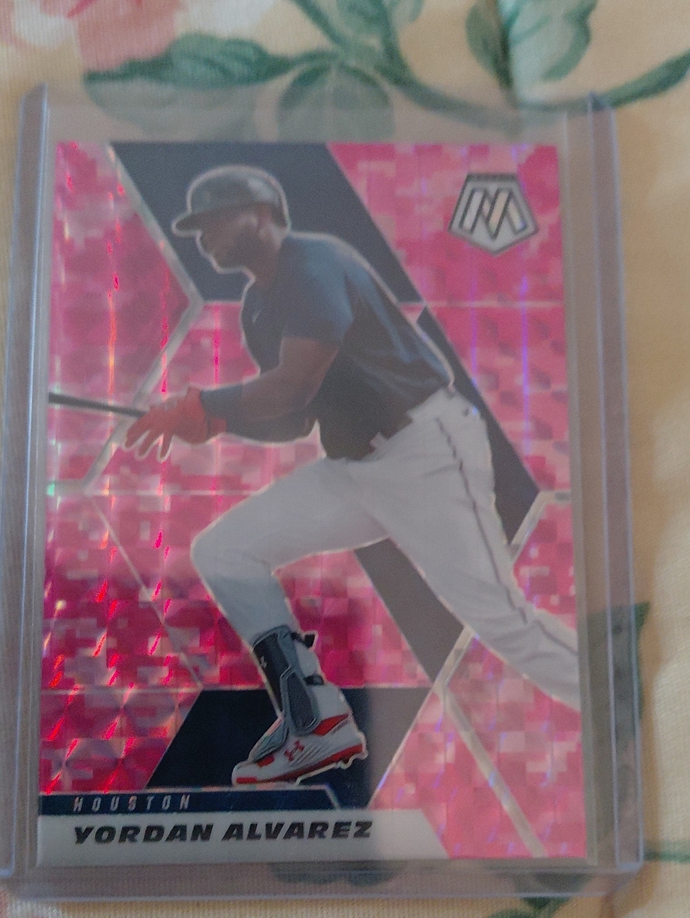 Yordan Alvarez Pink Prism Baseball Card